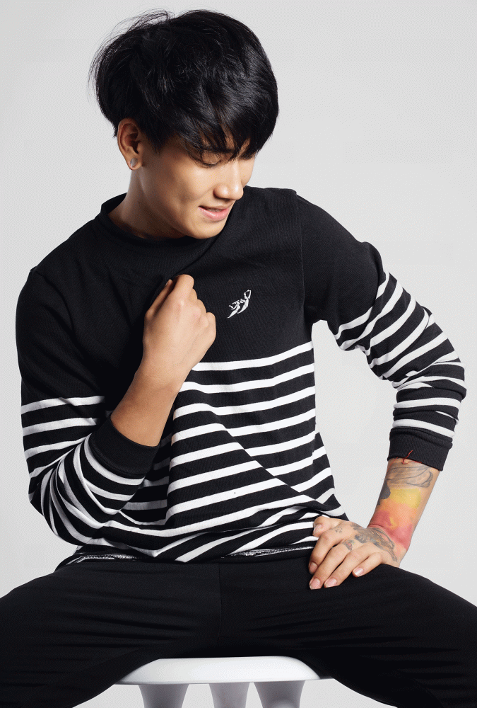 LONG SLEEVED STRIPE T-SHIRT (Black)