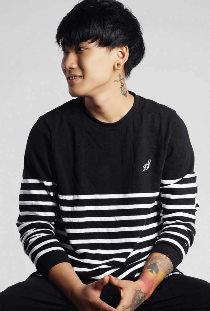 LONG SLEEVED STRIPE T-SHIRT (Black)